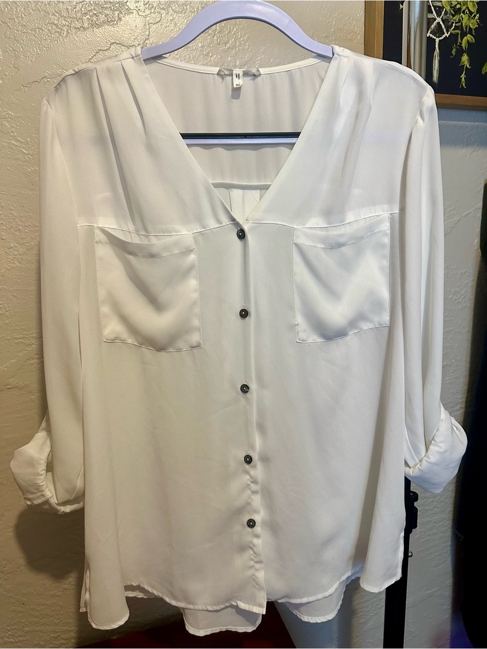 Women's White Button-Front V-Neck Blouse